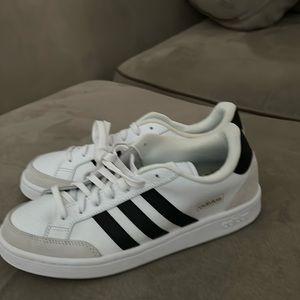 Brand new pair of adidas shoes